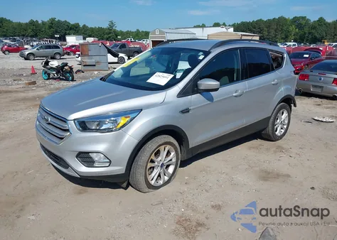 2018 Ford Escape Se из США, поврежденный, VIN 1FMCU9GD2JUD17119